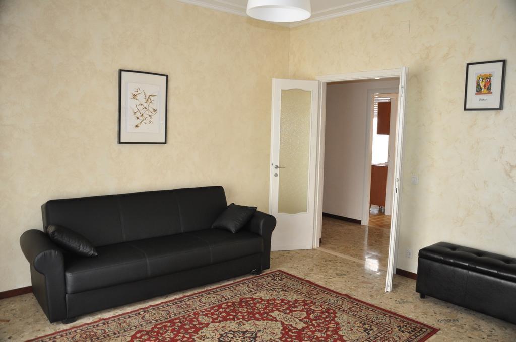 Apartment Montebello Parma Exteriér fotografie